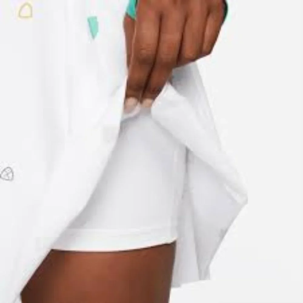Nike lightweight stretchy
